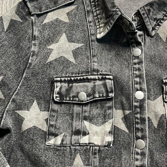 Macaron Women’s Oversized Denim Jacket, black with white stars, size small - Picture 3 of 8